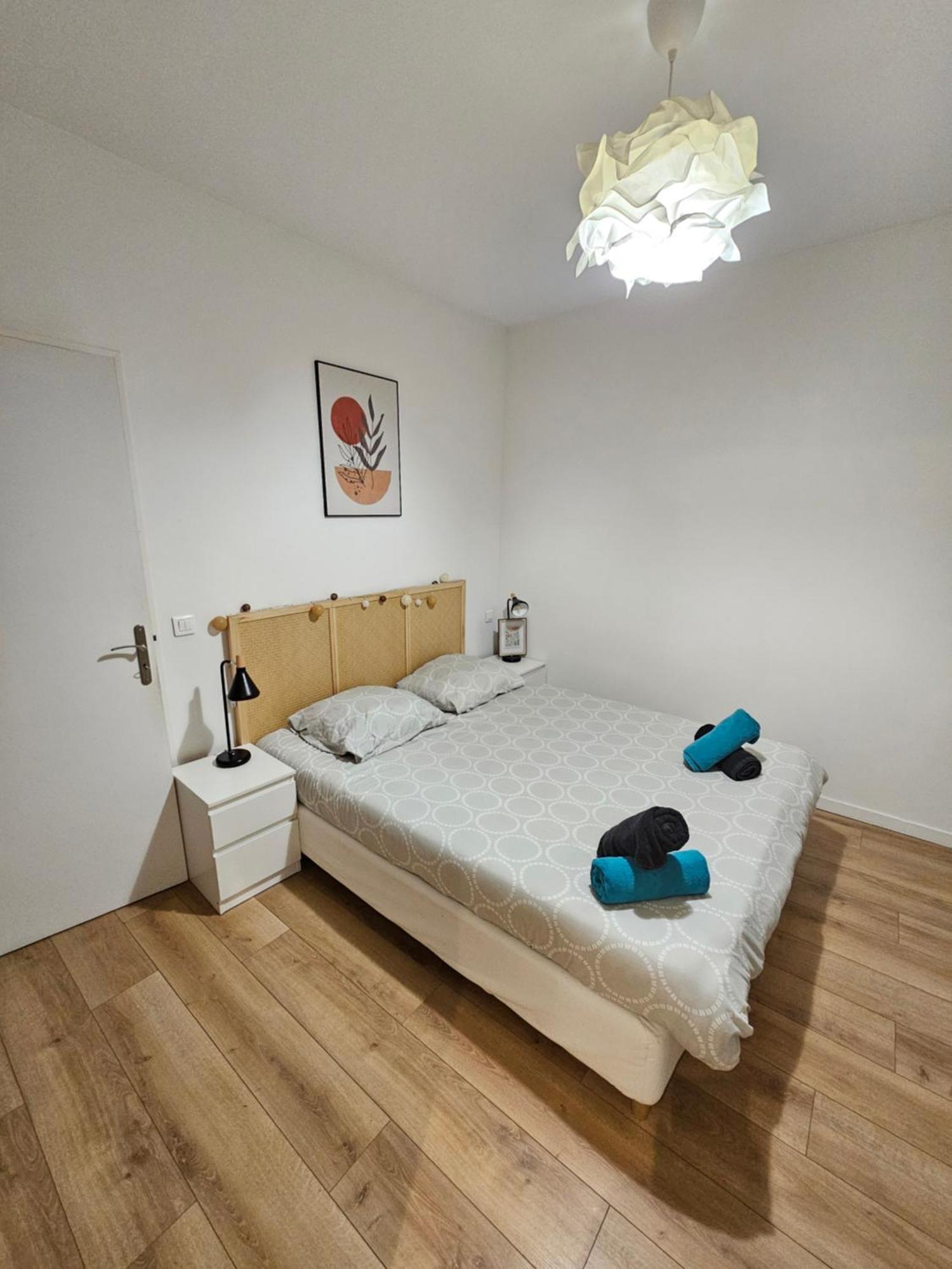 *Appartement Moderne/2 Minutes Du Metro* Saint-Ouen (Seine-Saint-Denis) Exterior foto