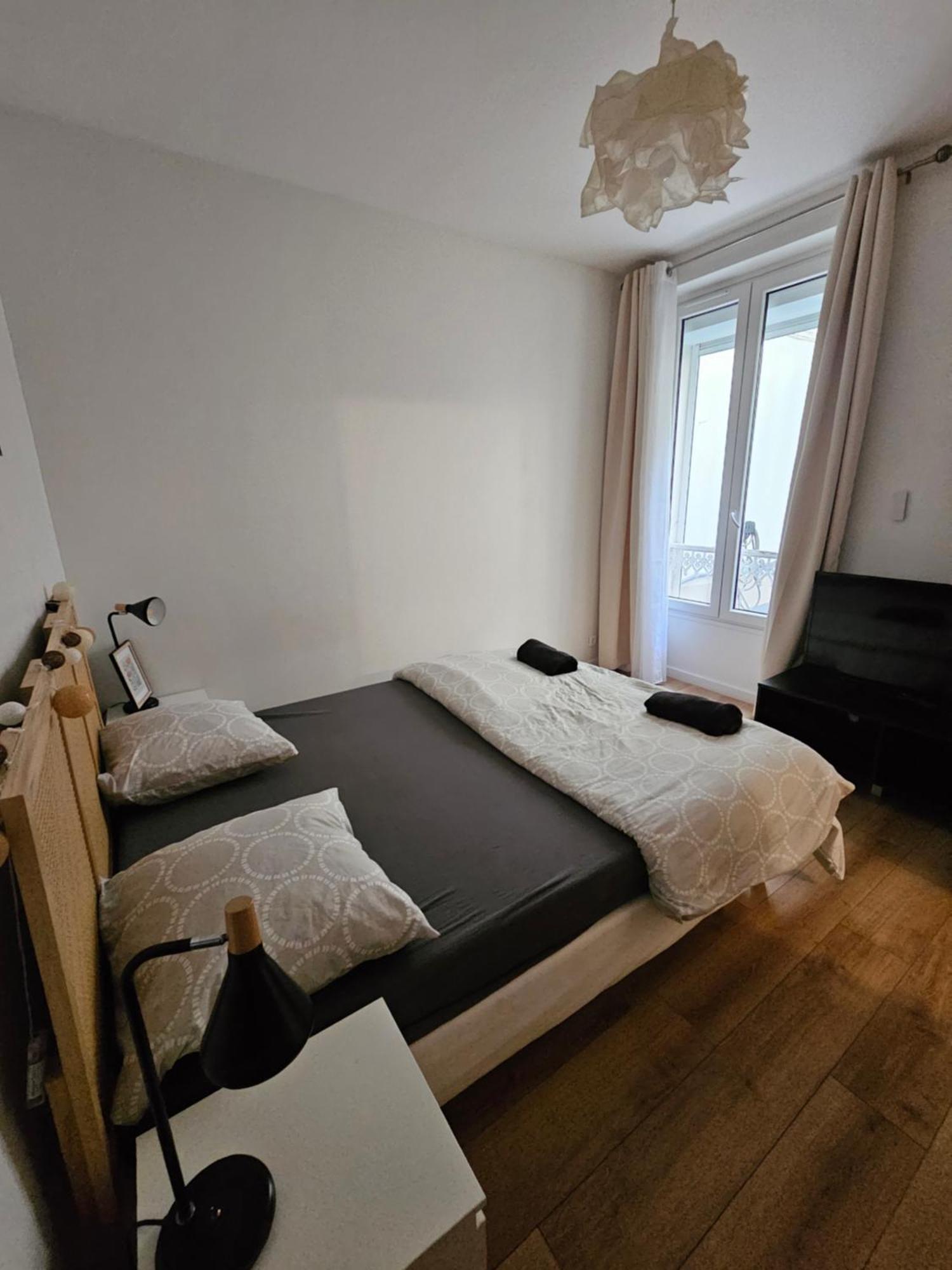 *Appartement Moderne/2 Minutes Du Metro* Saint-Ouen (Seine-Saint-Denis) Exterior foto