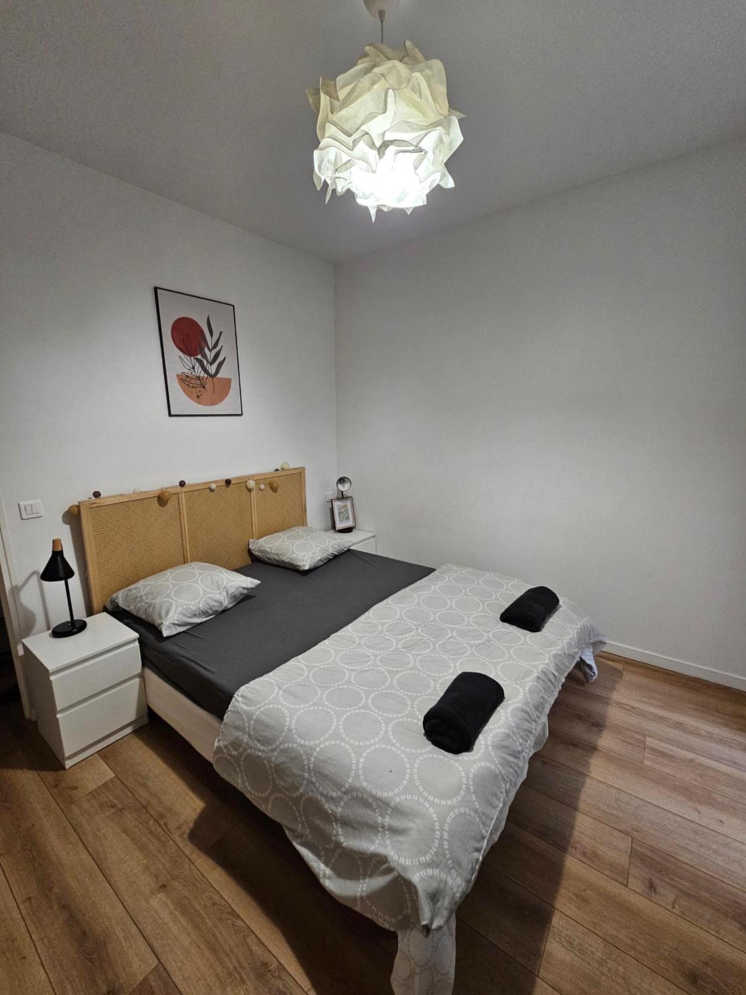 *Appartement Moderne/2 Minutes Du Metro* Saint-Ouen (Seine-Saint-Denis) Exterior foto
